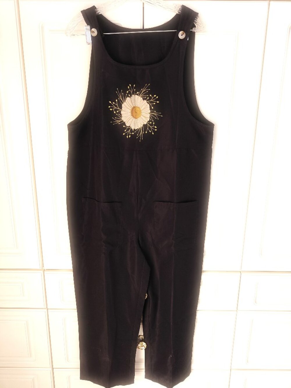 Emery Rose Black Floral Romper, Size Large, NWT